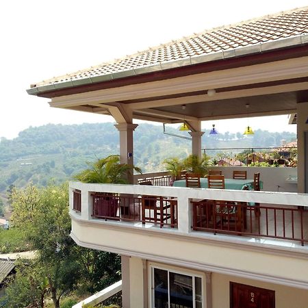 Happy House At Maesalong Hotell Chiang Rai Exteriör bild