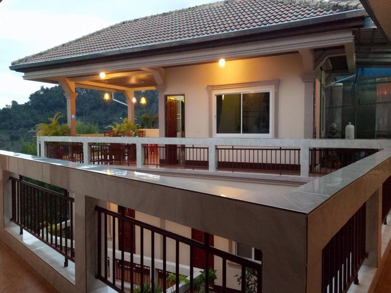 Happy House At Maesalong Hotell Chiang Rai Exteriör bild