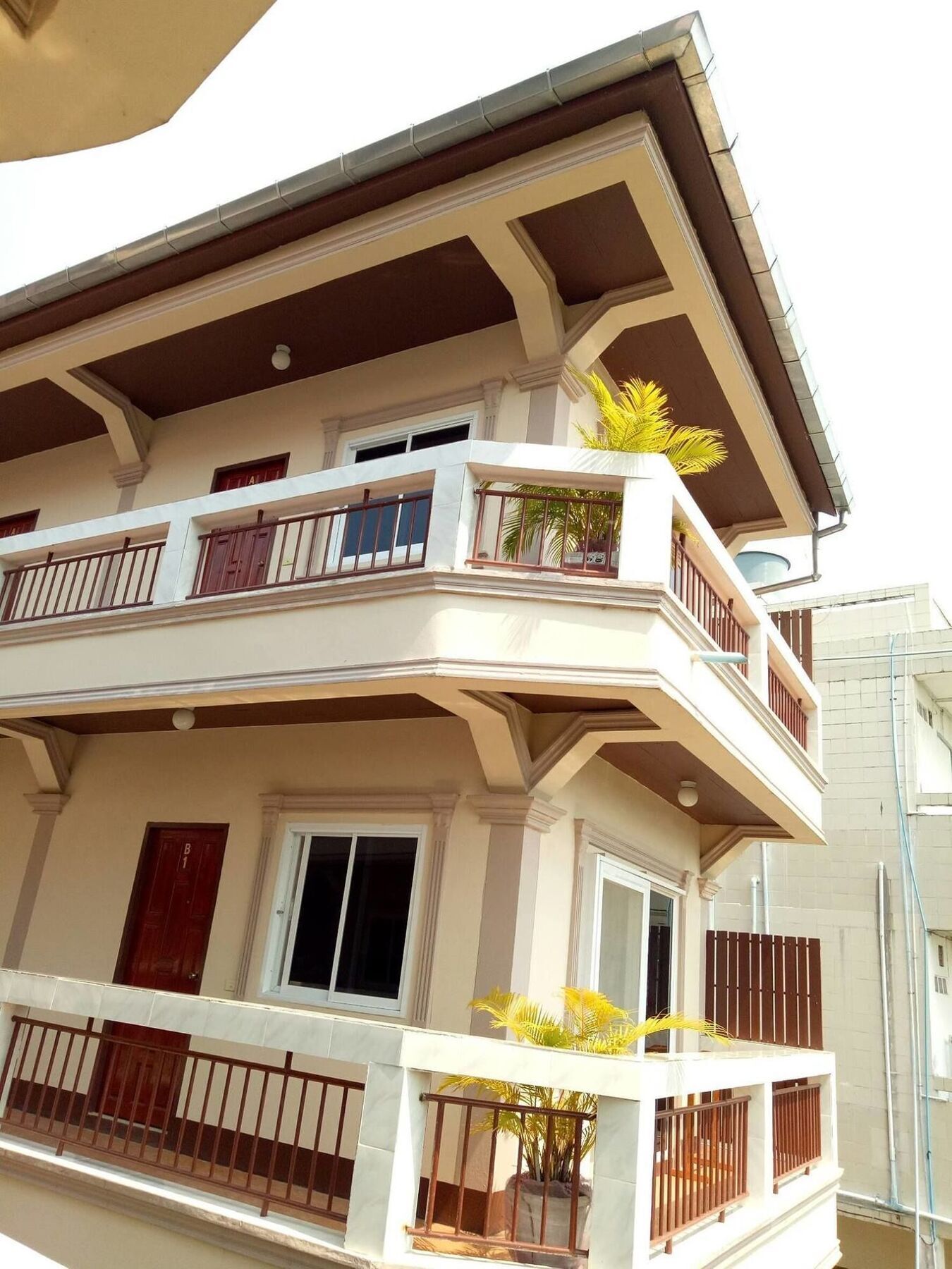 Happy House At Maesalong Hotell Chiang Rai Exteriör bild